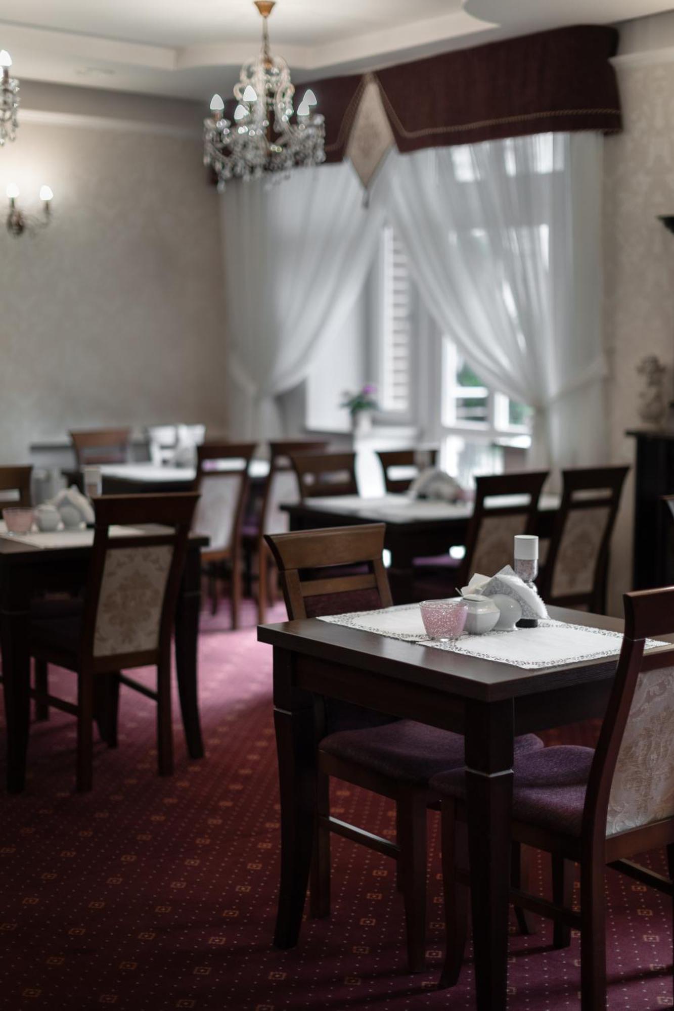 Paria Hotel Kudowa-Zdrój Exteriér fotografie