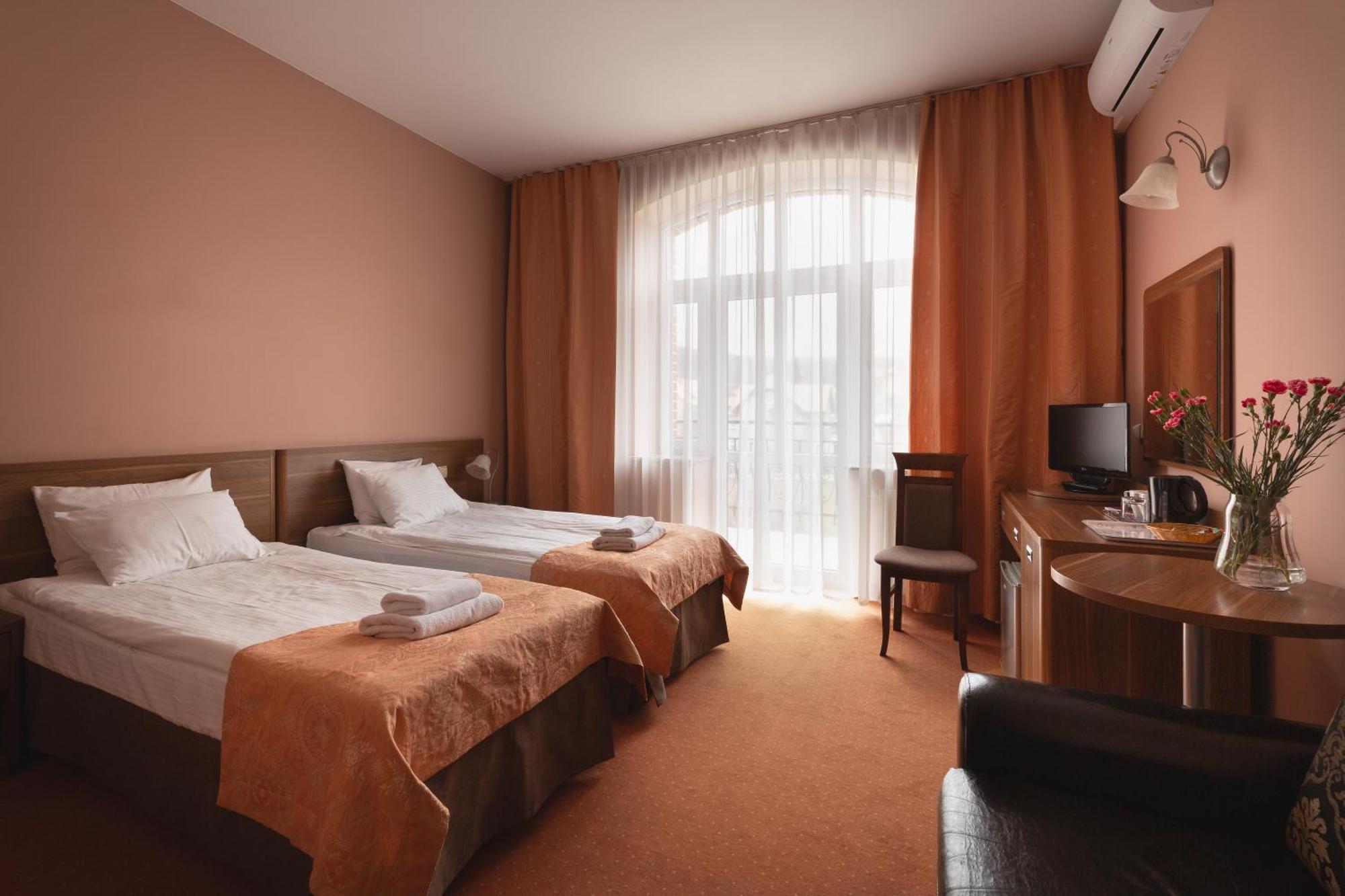 Paria Hotel Kudowa-Zdrój Exteriér fotografie